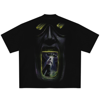 Camiseta Boxy “Beyond Home”